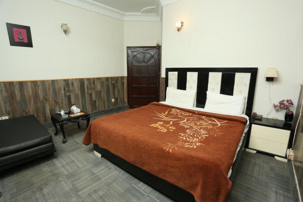 Room image 5