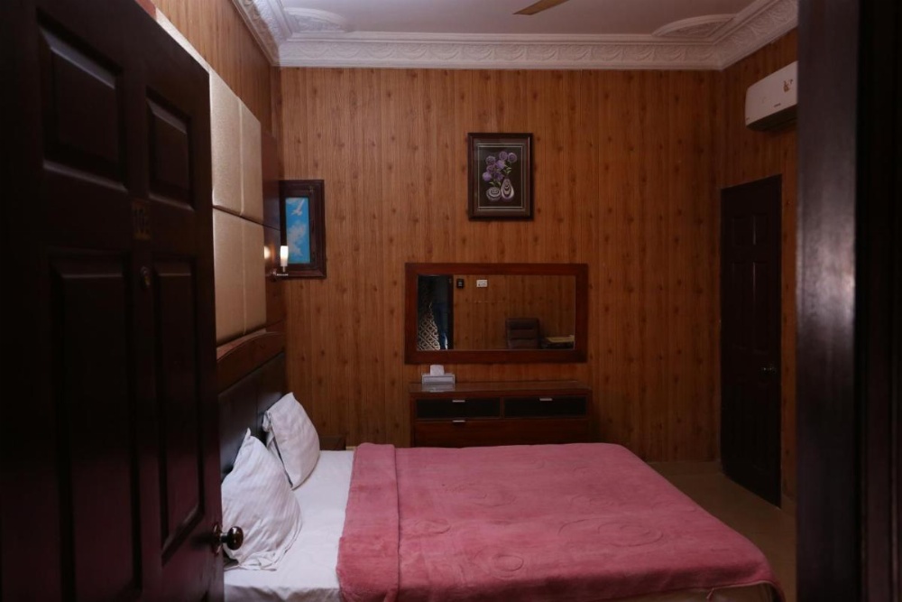 Hotel Regine Inn Image 41